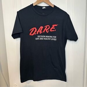 Fruit of the Loom Black D.A.R.E. Graphic Tee small